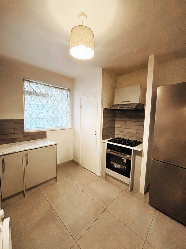 3 Double Rooms in Camberwell Main Photo
