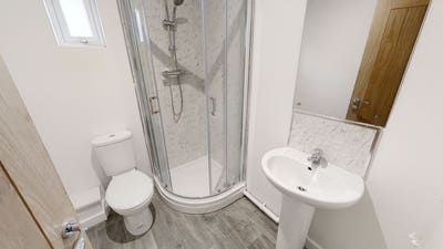 Amazing, spacious rooms Main Photo