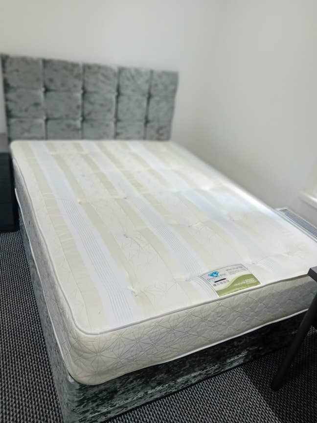 Room Available in Room 3, 34 Laisterid BD7 Main Photo