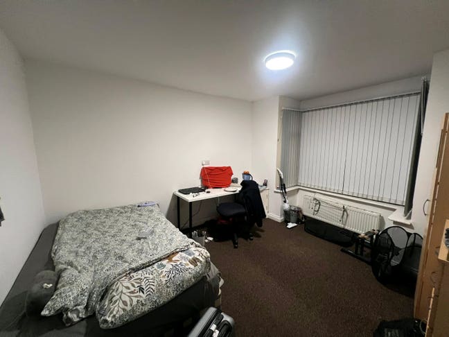 Room available for 7 months  Main Photo