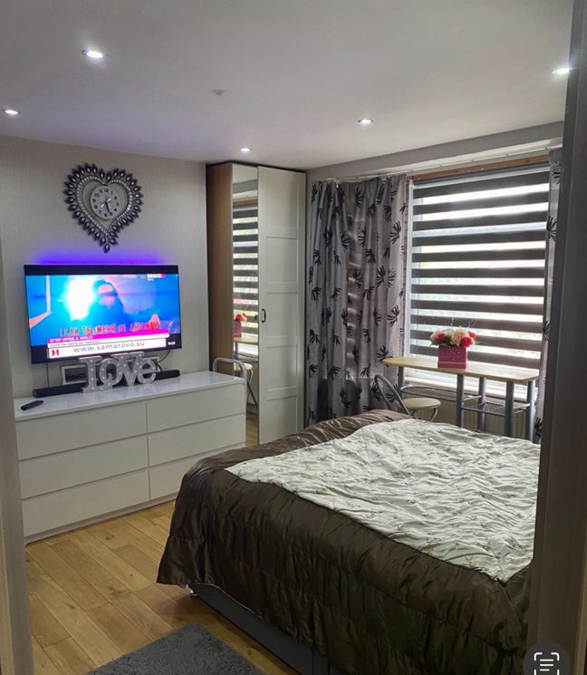 Double room in centre of Arnold   Main Photo