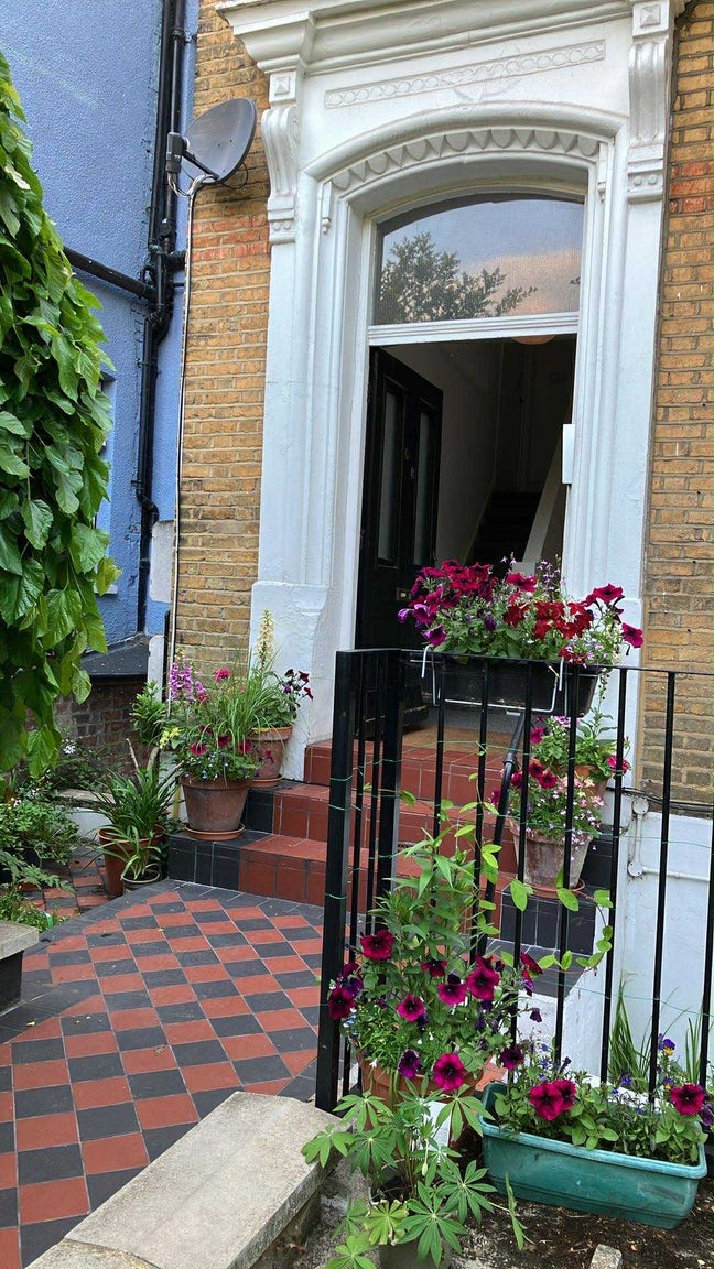 Bright Studio Flat – Stoke Newington, N16 Main Photo