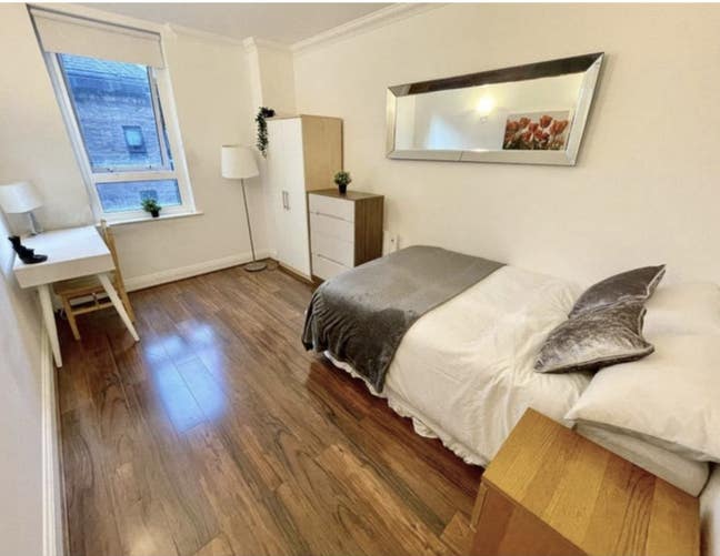 2 lovely double rooms to rent Main Photo