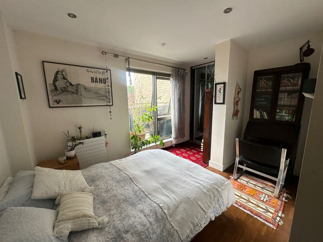 Bright Ensuite Double Bed Room in Hampstead Heath  Main Photo