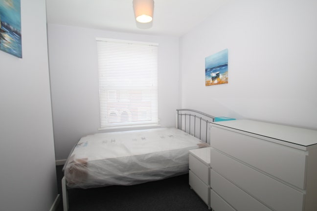 Double Room Available - all bills included! Main Photo