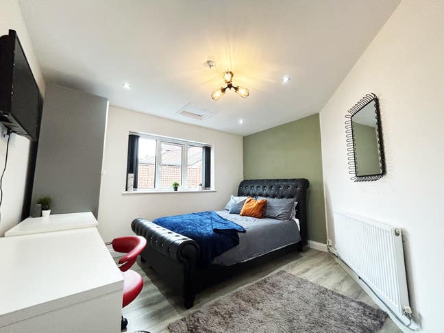 Room Available in House Share – Burton Road ✨ Main Photo