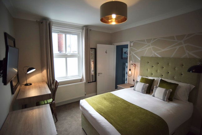 Stunning Spacious Professional House Share  Main Photo