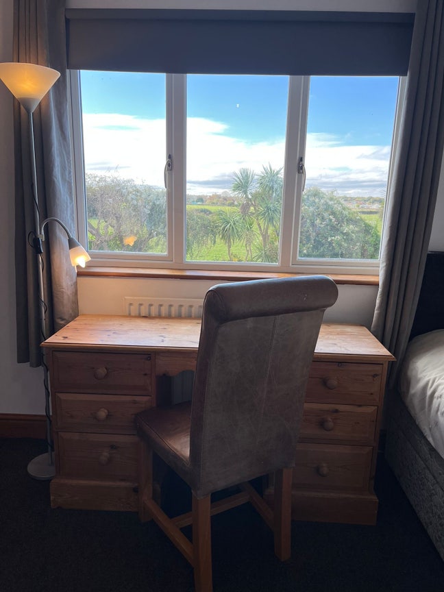 Beautiful small double room Main Photo