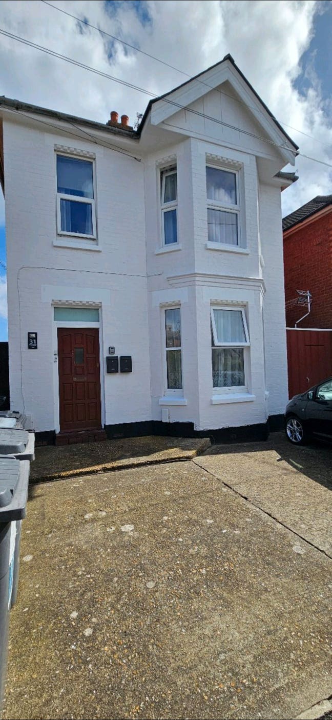 Double Room in Winton all bills included Main Photo