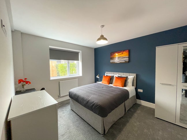 High Quality Double Room with Ensuite Main Photo