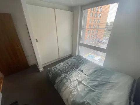 2 Rooms Available  Main Photo
