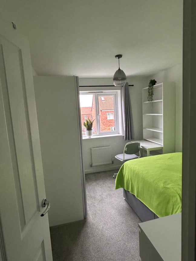 Double furnished brand new room close to Hospital Main Photo