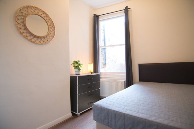 Bright en-suite, Fulham, garden house Main Photo