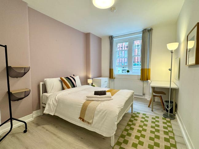 Rent Inc All Bills 2 Bedroom 1 Bath WC1H  Main Photo