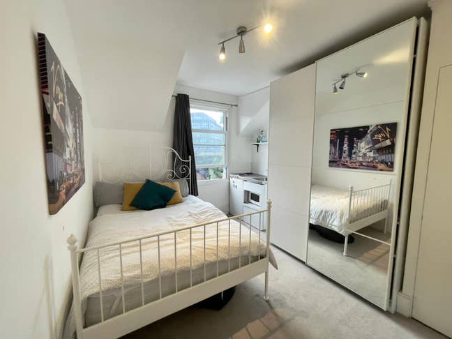 Southwark double, roof terrace, own kitchenette  Main Photo