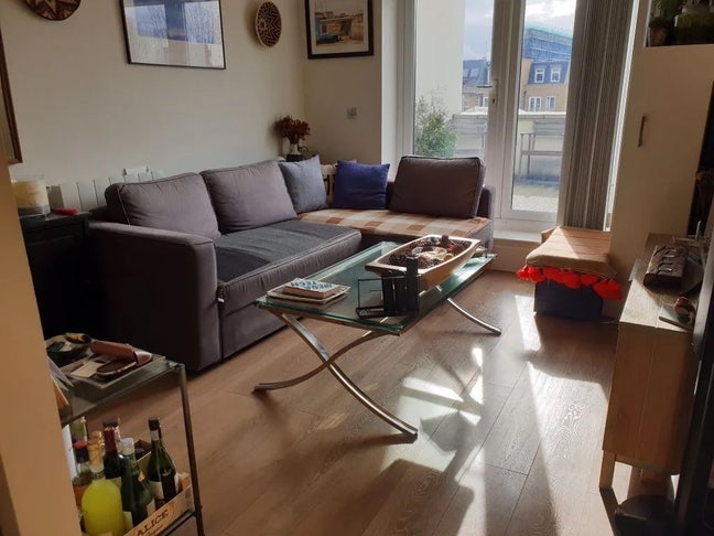 1 Bed Flat - Finsbury Park - Behind Station Main Photo