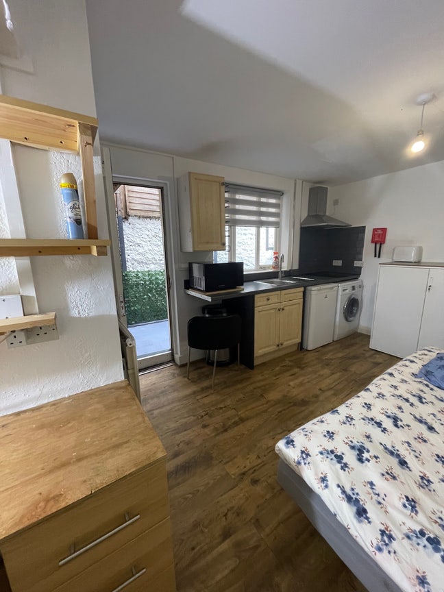 Lovell Single Room Available in Centrel Hove Main Photo