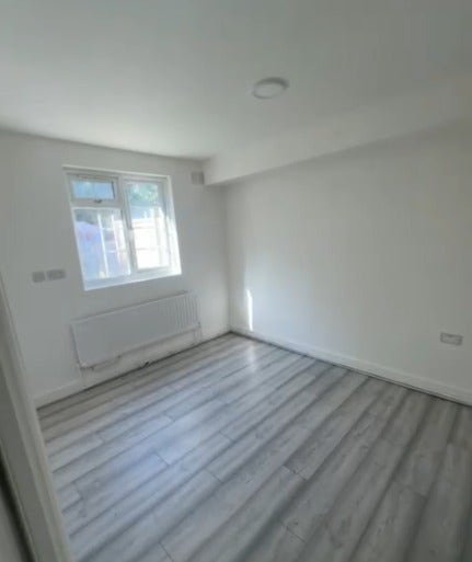 🏡 Cozy Double & Single Rooms £450 to £900 | HA1  Main Photo