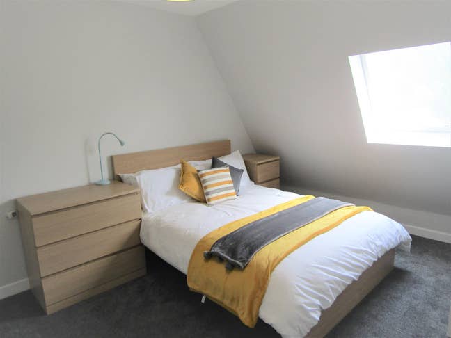 Super Affordable Double Room in PE2 Main Photo