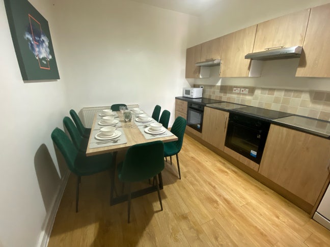 Double Room in Friendly House All Ensuites Main Photo