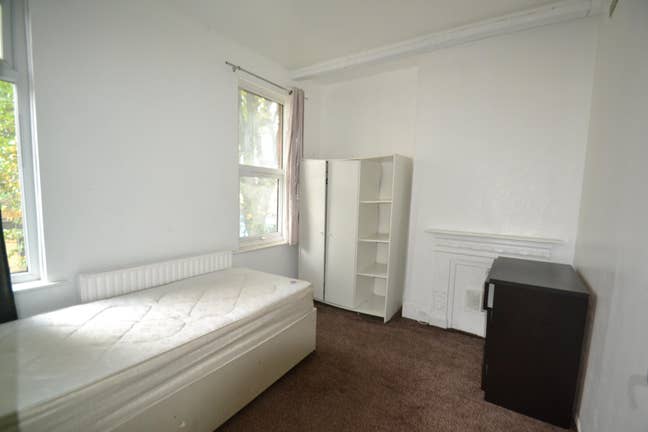 Spacious Studio Flat in Hanwell Main Photo