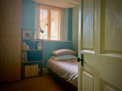 Cosy single room in lovely country house Main Photo