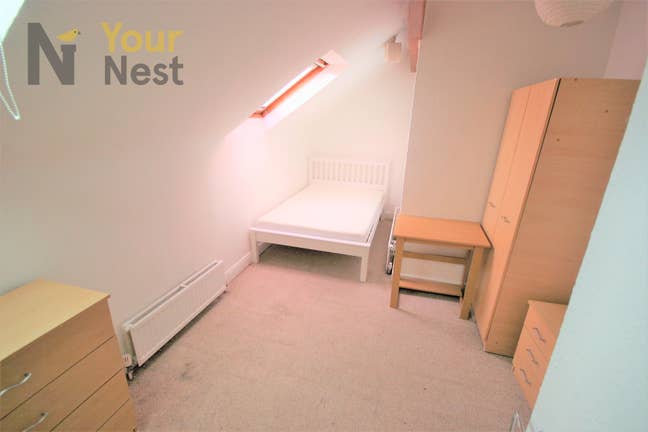 1 Room Available – Grove Gardens, Headingley Main Photo