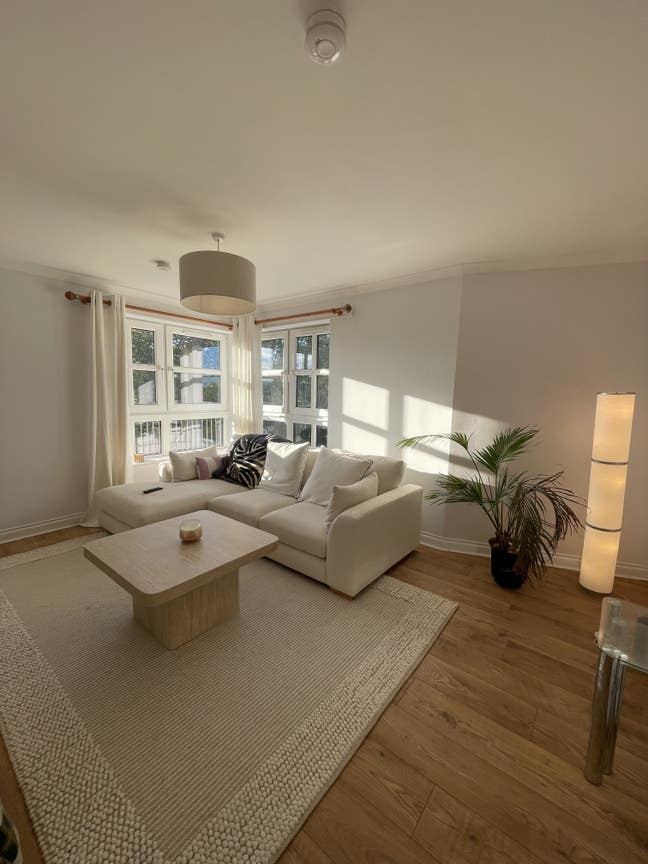 Lovely double room +bathroom in Leith Main Photo