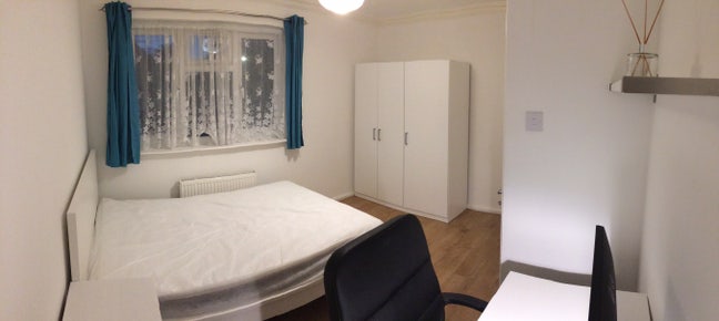 Large room | 15min Canary Wharf | 20min Central Main Photo