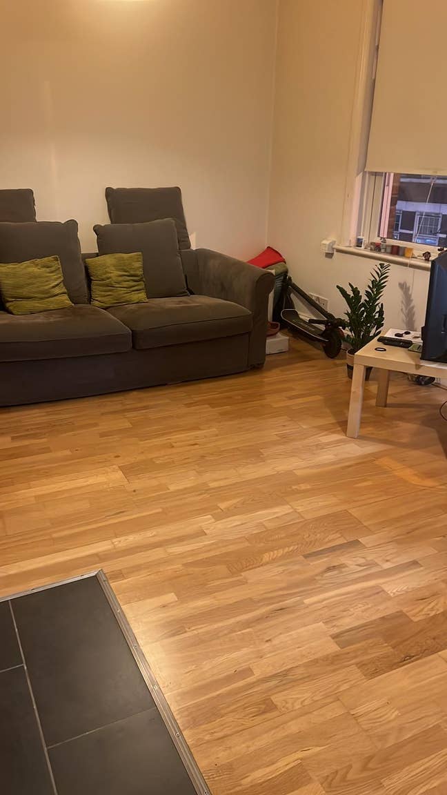 Travelling and renting my flat for a month  Main Photo