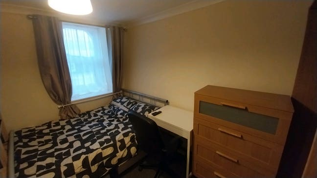 Eastbourne Town Centre Flat share Main Photo