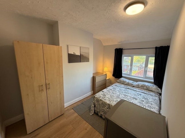 🏡 Lovely Rooms in Refurbished House - Greenford Main Photo