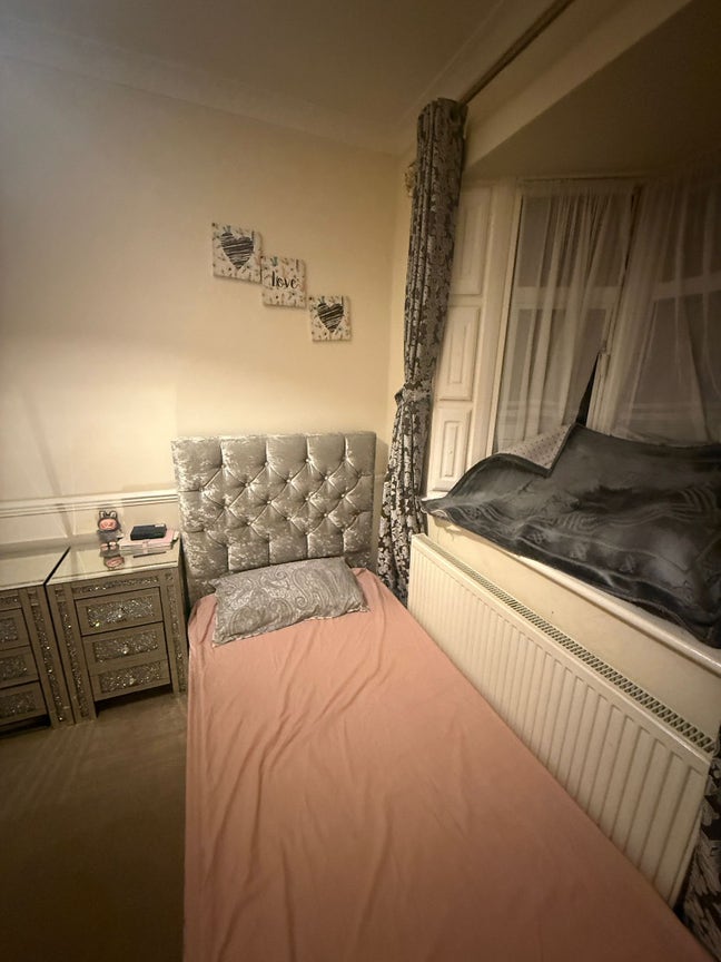 Spare fully furnished room for females preferred  Main Photo