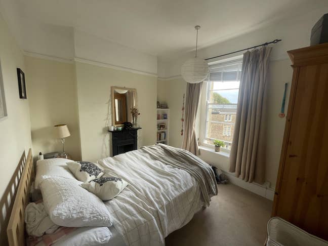 Double room for rent in Clifton in 3 Bed Flat Main Photo