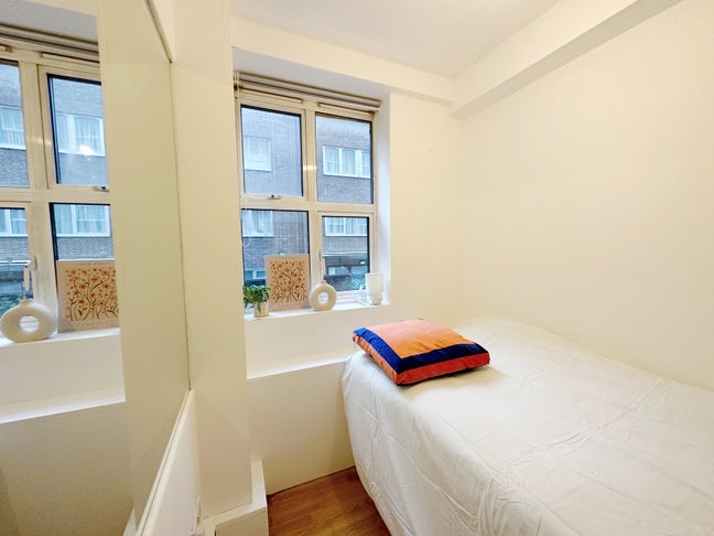 Super Central and Modern Room in Marble Arch! Main Photo