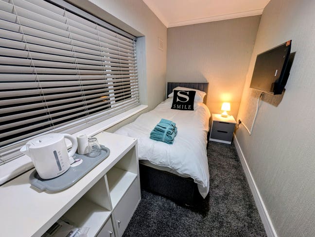 Brand New En Suite Rooms - Near To FGH Main Photo