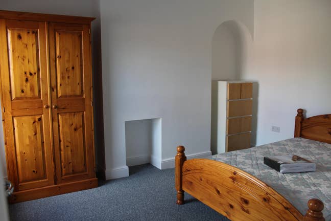 Lovely room in smart townhouse Abington NN1 Main Photo