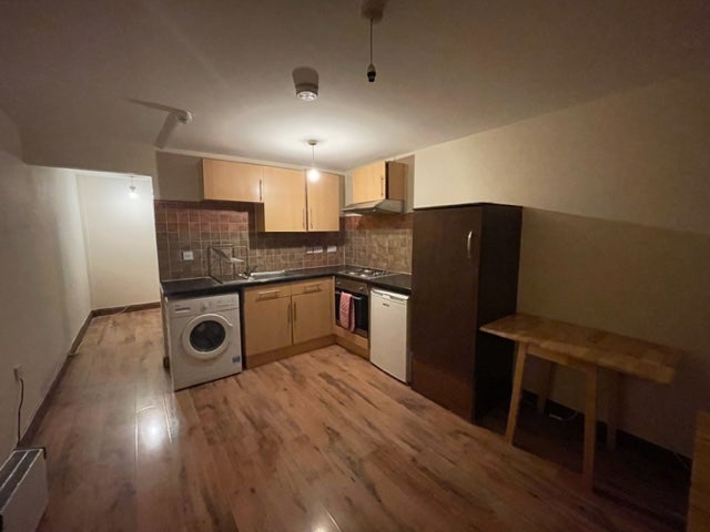 Duplex 1 bedroom flat - Kilburn Main Photo