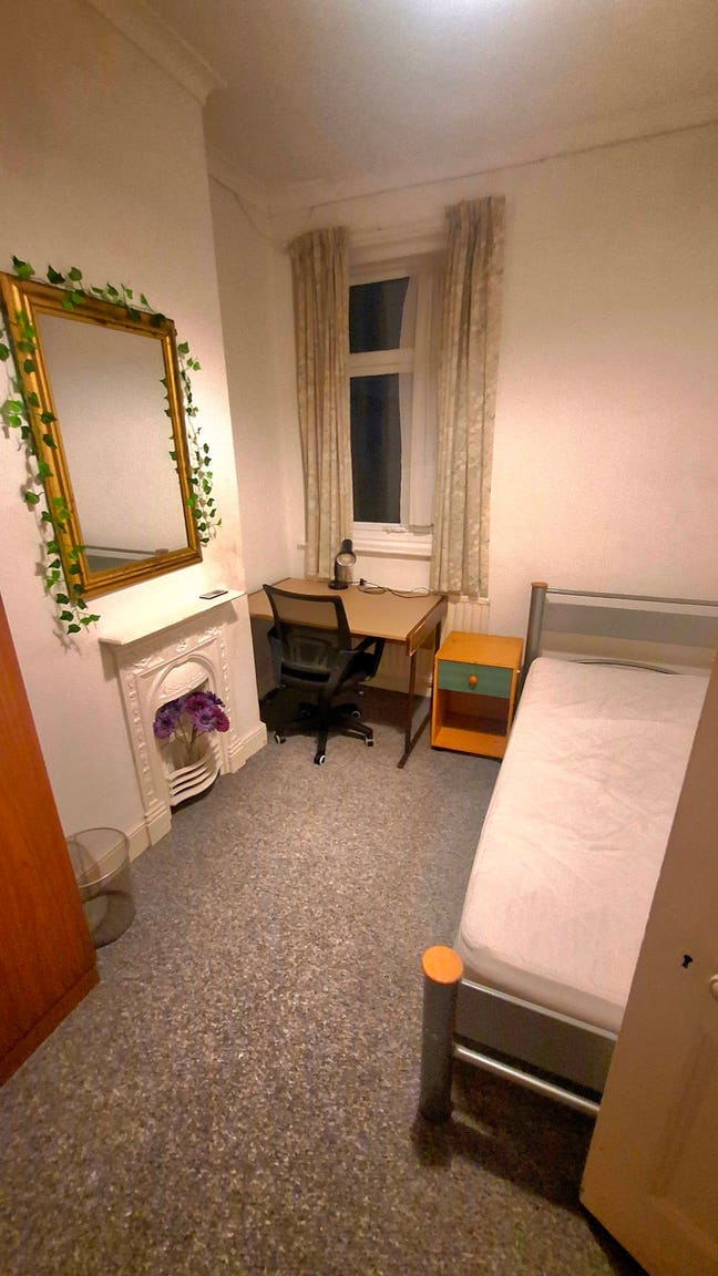 Shared Student House in Cathays Main Photo