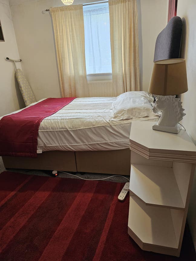 Double room available for rent Main Photo