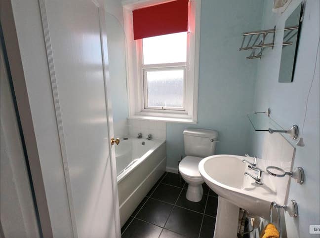 Bright 1 Bed Flat £875 close to Bournemouth Beach Main Photo