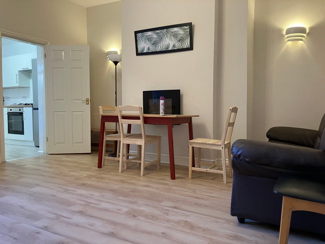 [New]2 bedroom flat in Jesmond, near metro station Main Photo