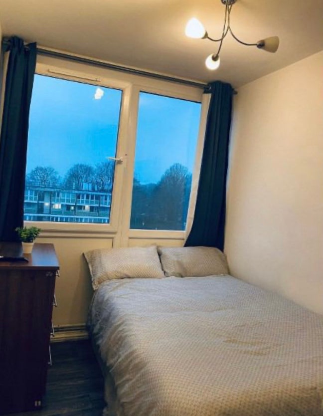 Double Room Close To Southfields Station (24) Main Photo