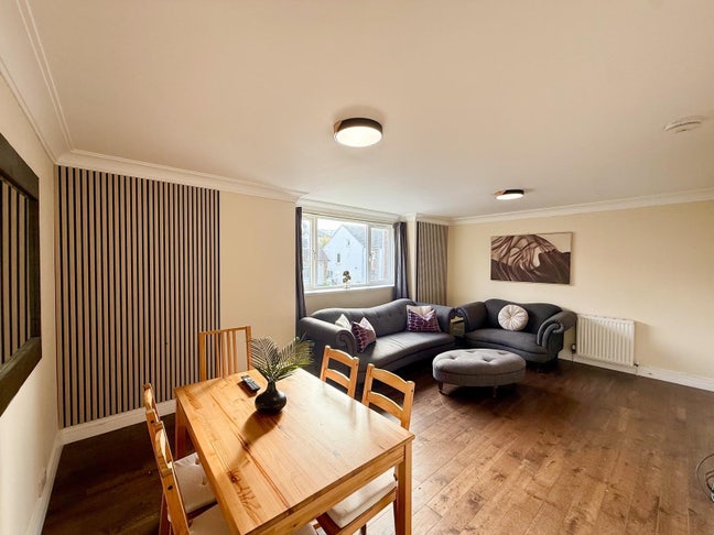 Newly renovated, chic & comfy! Main Photo