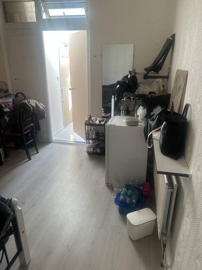 Roommate for a spacious ensuite wanted  Main Photo