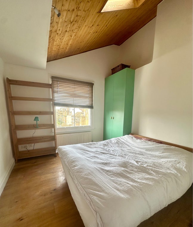 Little Venice bedroom loft Main Photo