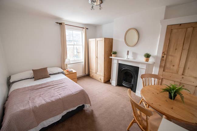 Large 6 bed house - Parsons Green/Fulham Brdway Main Photo