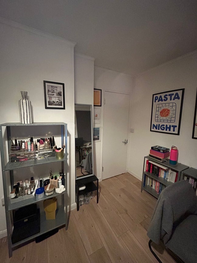 Lovely double room with ensuite Main Photo