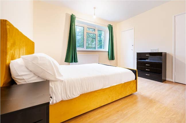 Beautiful Large Rooms Opposite Lewisham Hospital Main Photo
