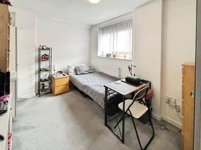 Single Room in Modern Shared house  Main Photo